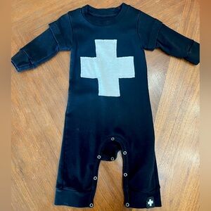 Nununu black one piece